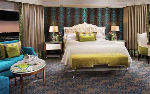 bellagio-hotel-salone-suite-bed