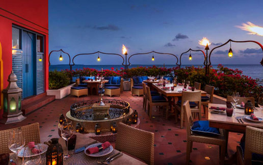 Four-Seasons-Maldives-At-Landaa-Giraavaru-Dining-Restaurantjpg