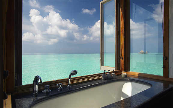 Gili-Lankanfushi-Resort-Maldives-Bathroom-View