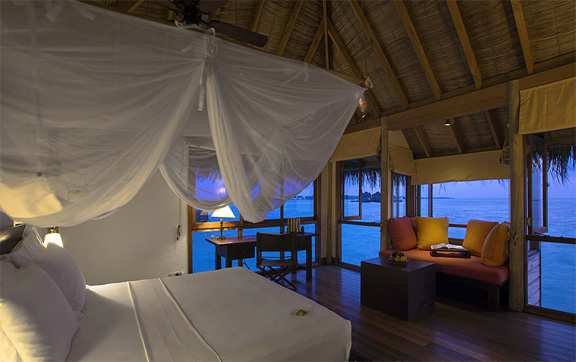 Gili-Lankanfushi-Maldives-Water-Villa-Bedroom