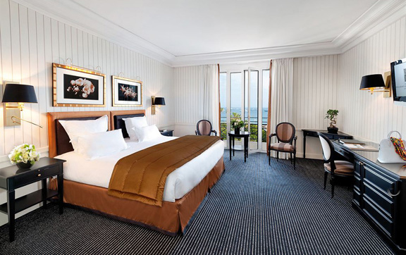 Hotel-Barrier-Le-Majestic-Cannes-Suite