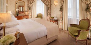 The Dorchester London, Mayfair Suite
