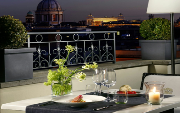 The-First-Luxury-Art-Hotel-Rome-Dining-View