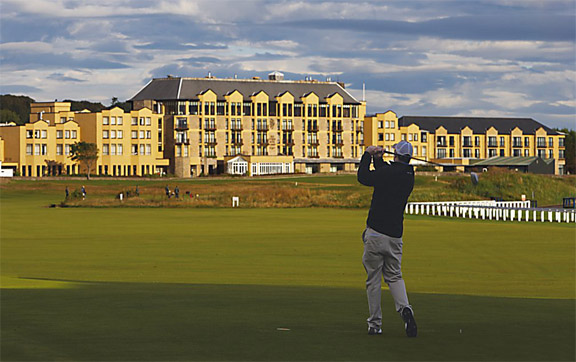 Old-Course-Hotel-St-Andrews-Scotland-UK-Exterior-of-the-Hotel-and-Golfing