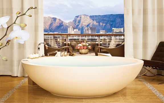One-&-Only-Cape-Town-Presidential-Suite-Bathroom-and-View