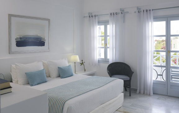 Santorini-Kastelli-Resort-Greece-Bedroom