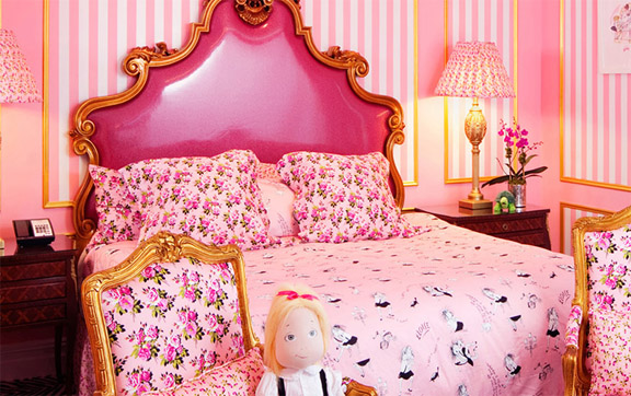 An image of the very pink One of a Kind Suite, namely Eloise at The Plaza Hotel New York, USA