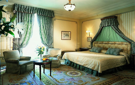 The-Ritz-Madrid-Spain-Interior-Suite