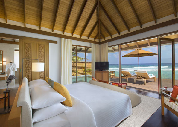 anantara_veli_maldives_ocean_pool_bungalow_bedroom