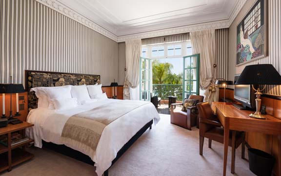 Bedroom, Suite Marqueterie, Room 180. La Mamounia Hotel, Marrakech, Morocco. Photo by Alan Keohane www.still-images.net for La Mamounia