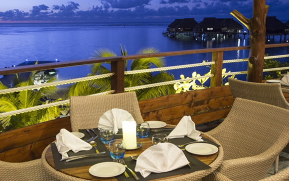 arii-vahine-restaurant-at-the-hilton-moorea-lagoon-resort-and-spa