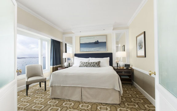 CenterHarborview-One-Bedroom-Suite-Boston-Harbor-Hotel