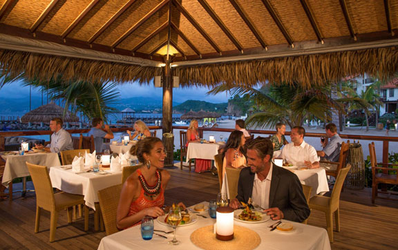 Sandals LaSource Grenada-dining