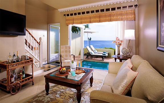 Sunset Bluff Oceanfront Two Story One Bedroom Butler Villa Suite with Private Pool