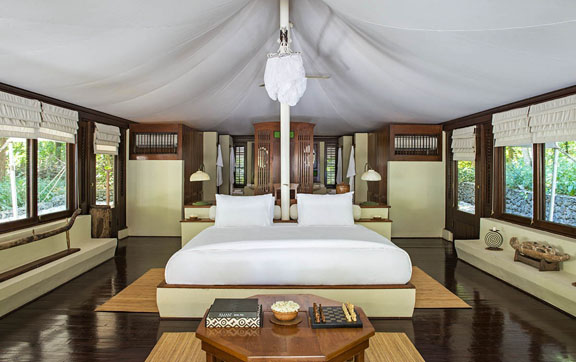 amanwana-tent-bedroom