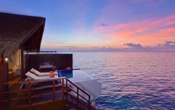 grand-park-kodhipparu-malidves-ocean-pool-water-villa