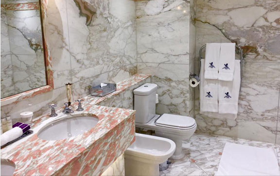 Bathroom, The Ritz Hotel London
