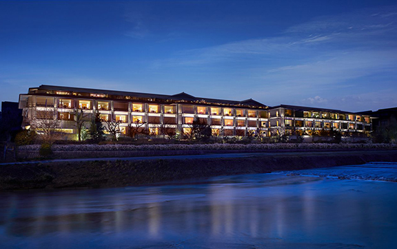 ritz_kyoto-exterior-night