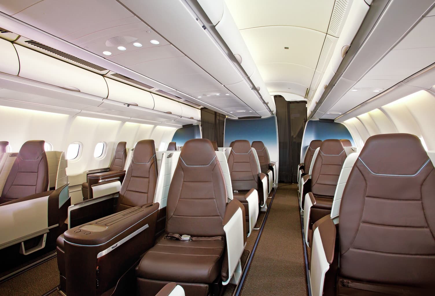 Alaska Airlines to Hawaii and to North America via Honolulu - Image 1