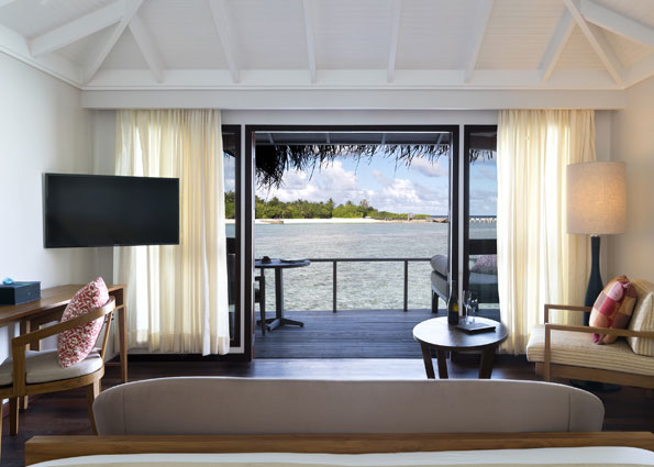 anantara_veli_maldives_superior_over_water_bungalow