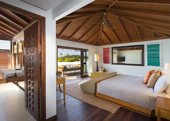 anantara_veli_overwater_bungalow
