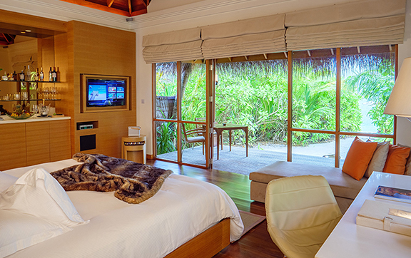 huvafen_fushi-Beach Bungalow with Pool