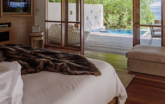 huvafen_fushi-Deluxe Beach Bungalow with Pool