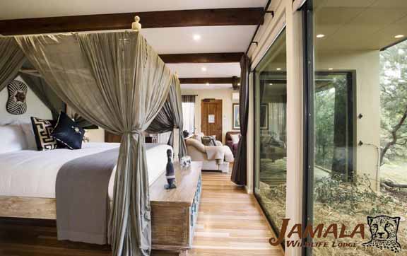 jamala-wildlife-lodge-canberra-jungle-bungalow-bed