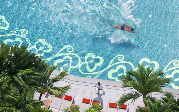 mandarin-oriental-pool, mandarin oriental hotel bangkok