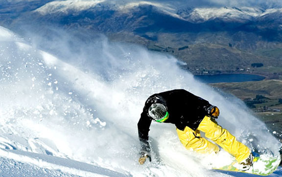 queenstown-snowboarding