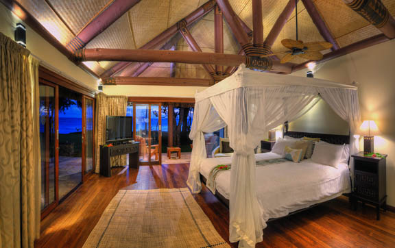 nanuku-auberge-fiji-resort-beachfront-spa-suite-interior
