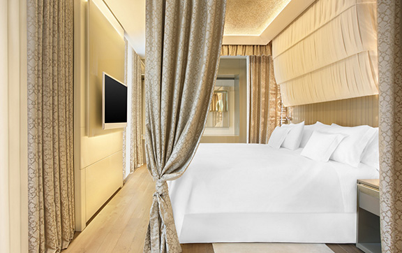 Gallia Suite Bedroom