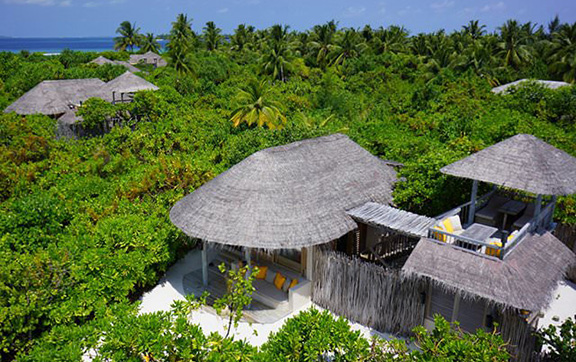 six_senses_laamu_room-ocean-beach-villa